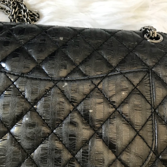 Chanel Grey Glazed Reissue 226 - Picture 6 of 8